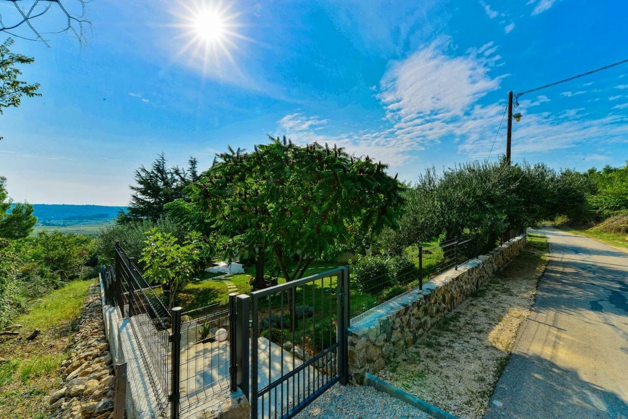 Apartment Robinson Podvrsje Екстер'єр фото